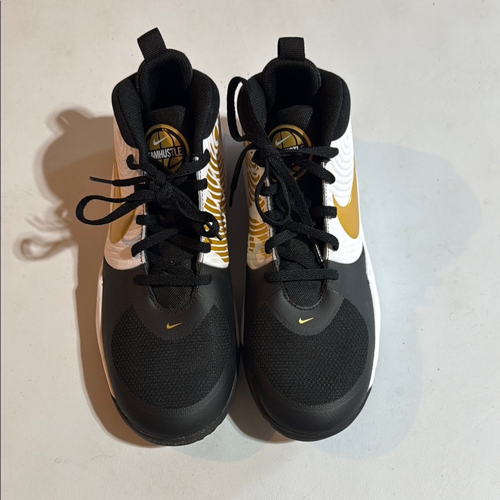 Nike Kids Black and Gold Sneakers